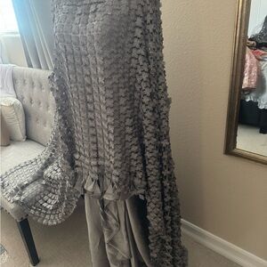 Size small grey color